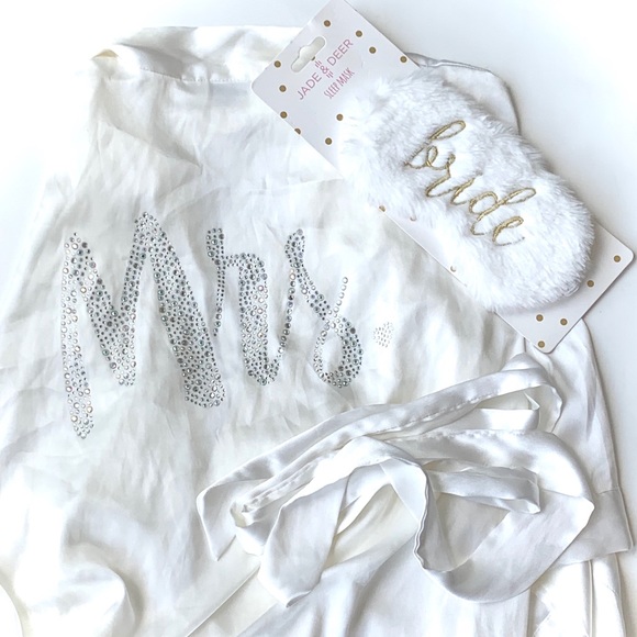 “MRS” Satin White Robe + Bride Sleep Mask - Picture 1 of 8